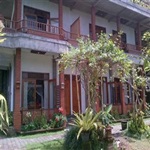 Karang-Sari-Hotel