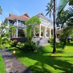 Villa-Gajah-Putih