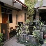 Riyadi Guest House Surabaya