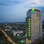 Holiday Inn Express Semarang Simpang Lima