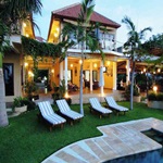 Dolphin Beach Bali Villas