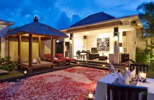 Hotel Bintang 5 di Seminyak Bali
